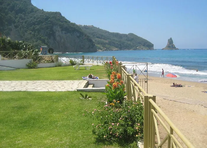 Beachfront 4-bed Luxury - Agios Gordios Corfu Greece Lejlighed *